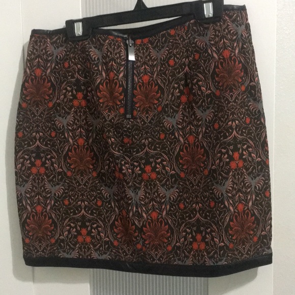 Express size 0 mini skirt - Picture 2 of 4